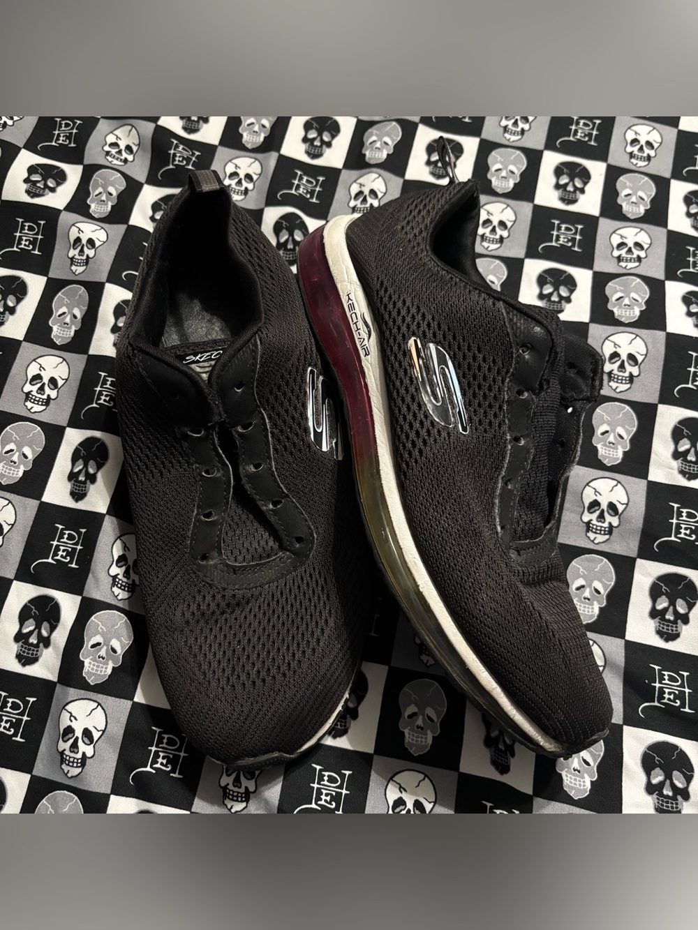 Skechers Black Memory Foam Color Stripe Sneakers